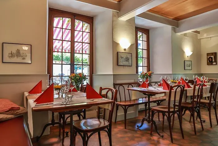 Zunfthaus Zu Metzgern Han/Misafirhane 3*